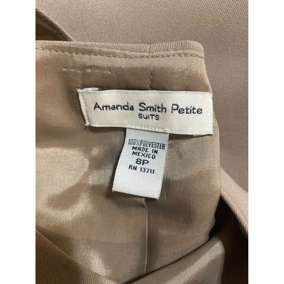Amanda Smith Petite Women's Beige Suit Set Blazer Skirt 8P NWT - Picture 6 of 7